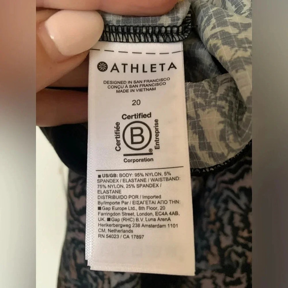 NWT Athleta Trekkie  North Shorts - Picture 8 of 8